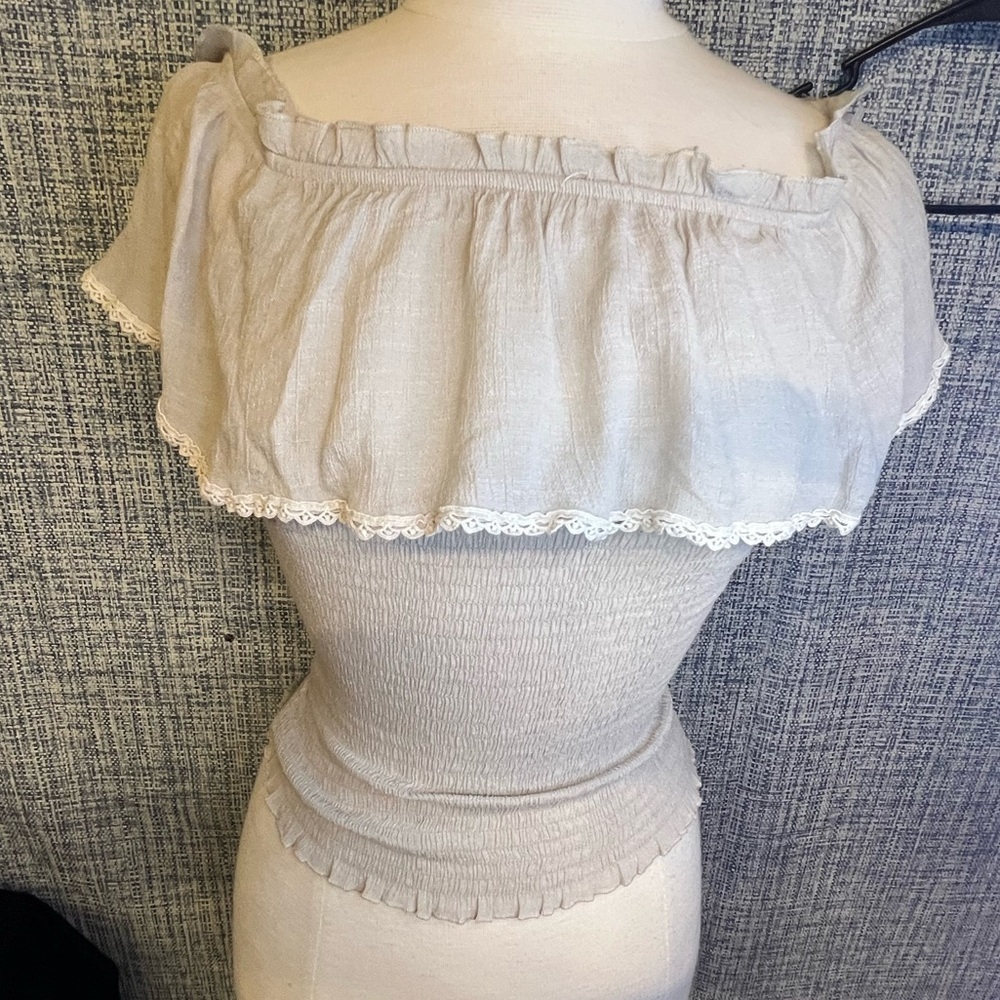 BCX beige Ruffled Blouse with Lace Trim - Picture 3 of 5